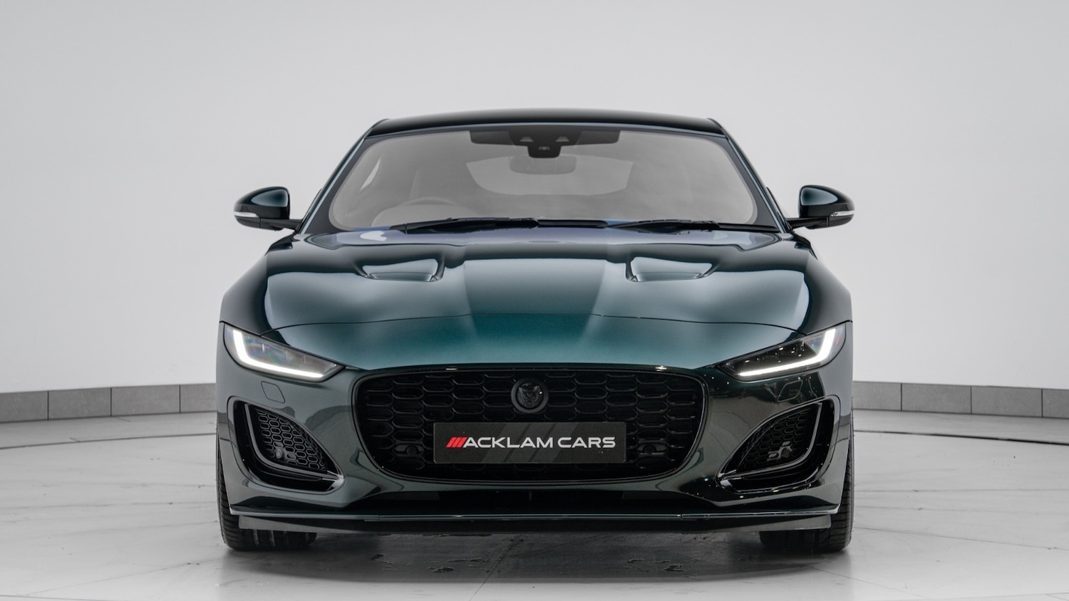 Used Jaguar F-Type 2024 for sale - 77917954: Photo 4