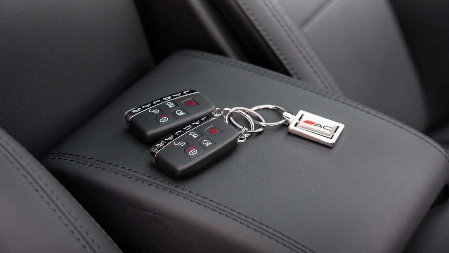 Used Jaguar F-Type 2024 for sale - 77917954: Photo 44