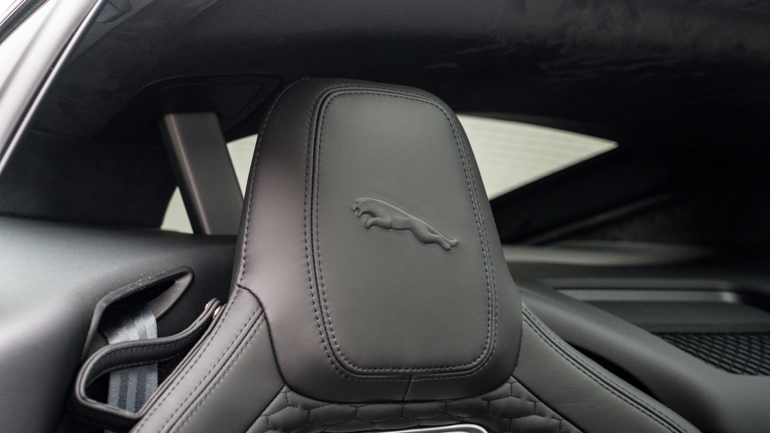 Used Jaguar F-Type 2024 for sale - 77917954: Photo 9