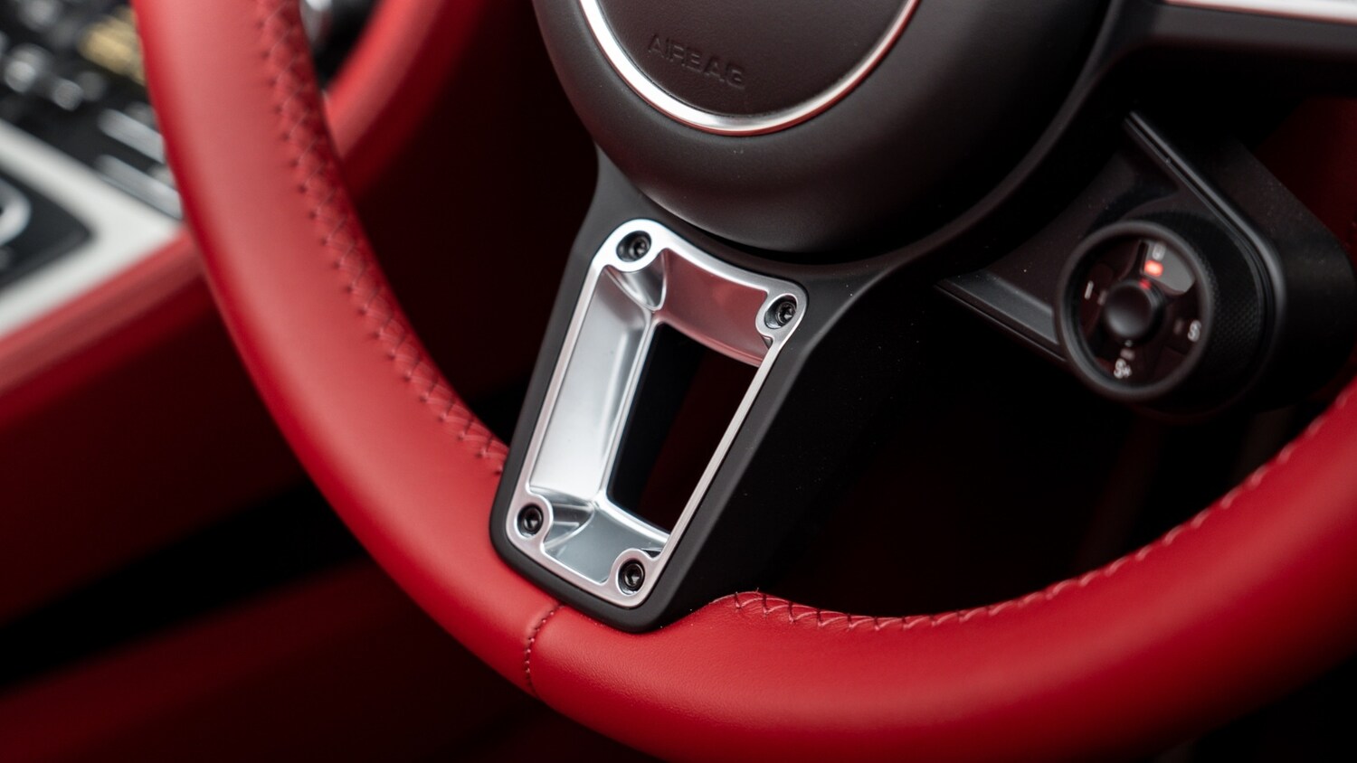 Used Porsche Boxster 2021 for sale - 77959988: Photo 39