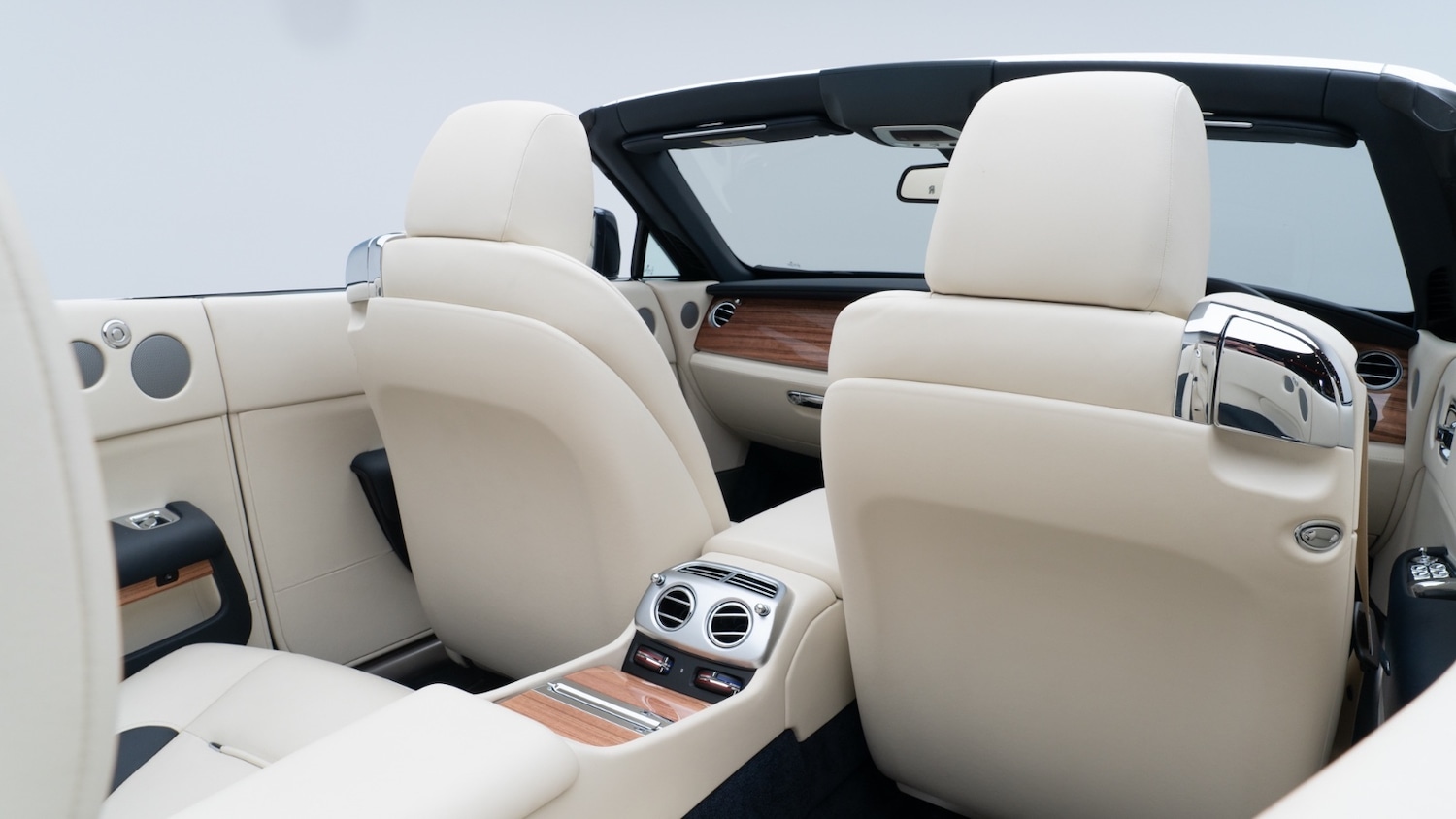 Used Rolls-Royce Silver Dawn 2017 for sale - 76540105: Photo 18