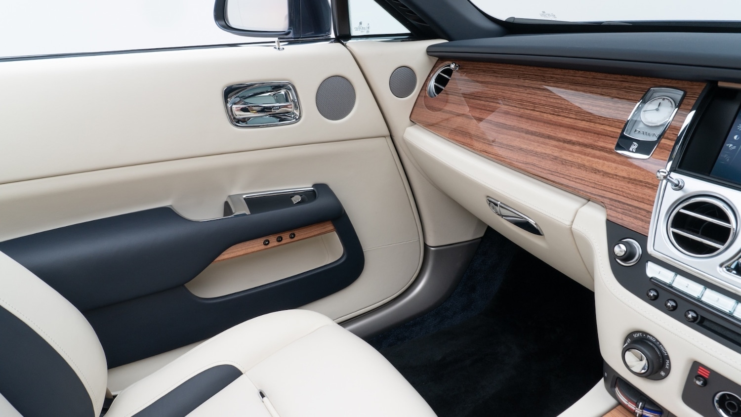 Used Rolls-Royce Silver Dawn 2017 for sale - 76540105: Photo 35