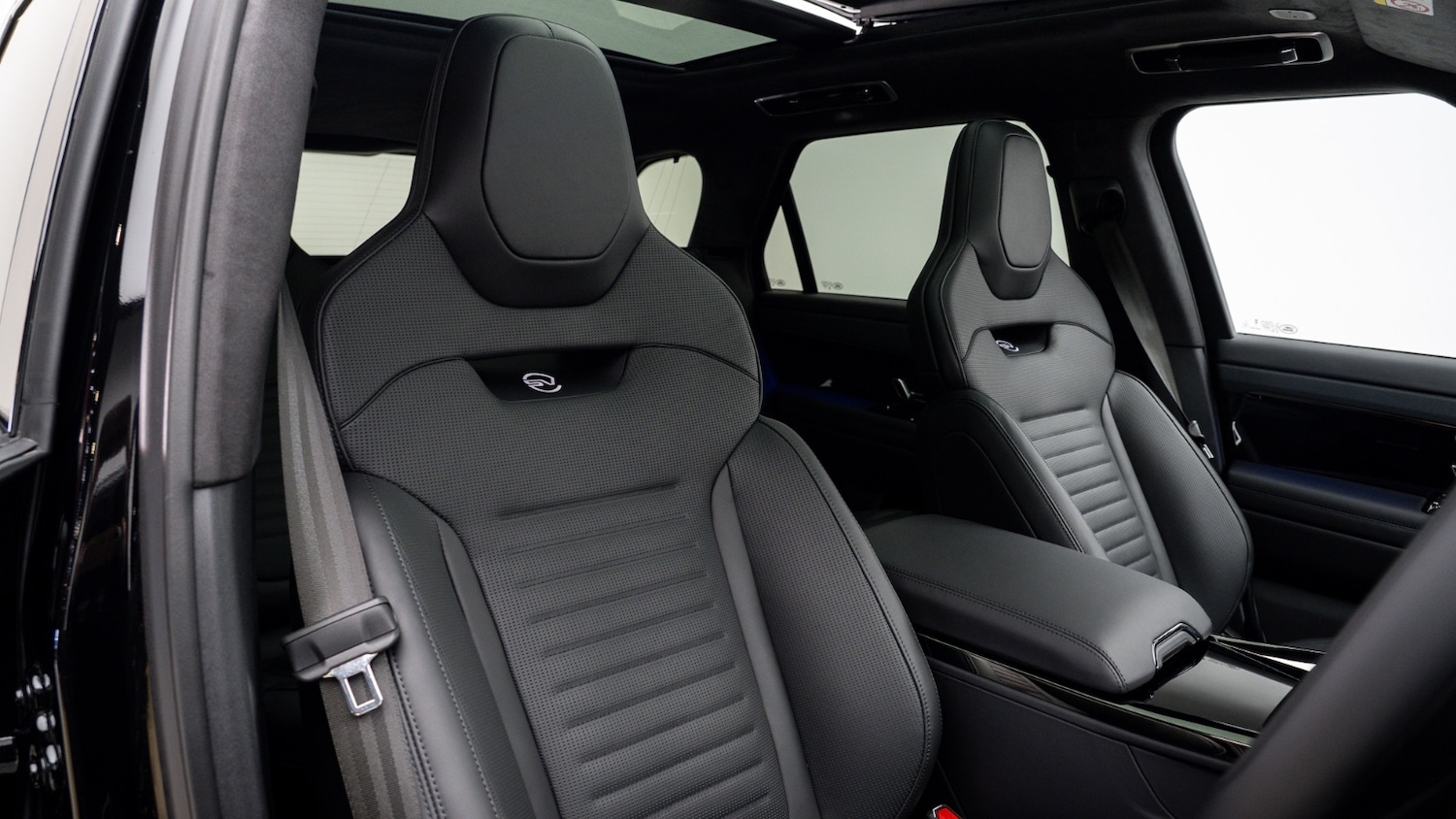 Used Land Rover Range Rover Sport 2026 for sale - 78066992: Photo 3