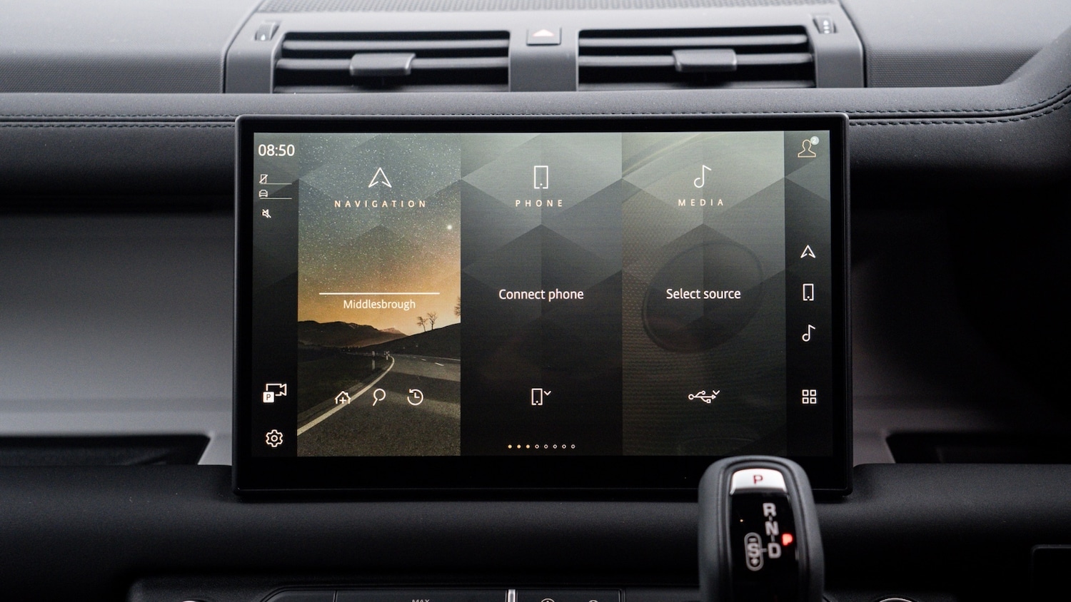 Used Land Rover Defender 2025 for sale - 76948324: Photo 15