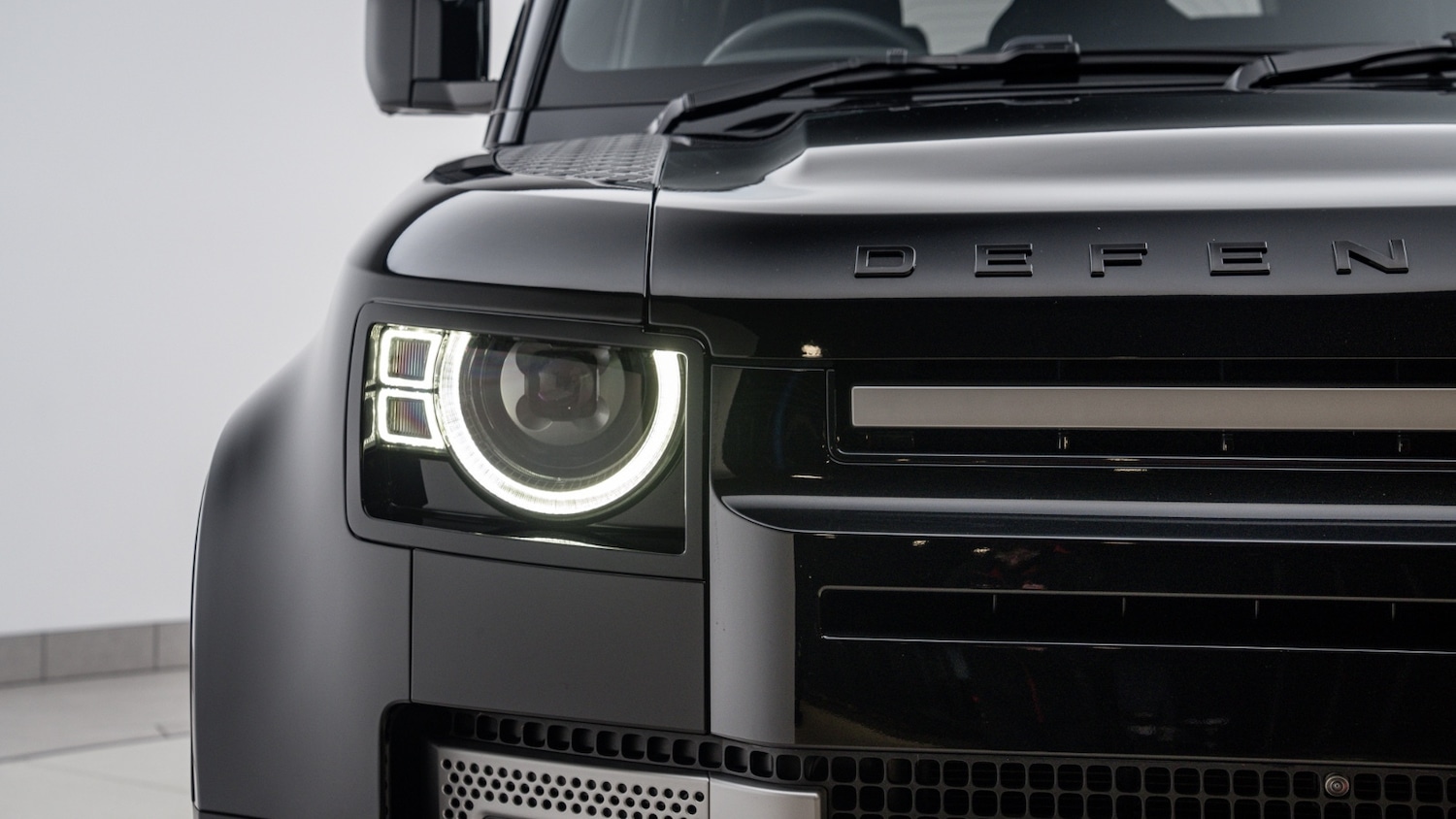 Used Land Rover Defender 2025 for sale - 76948324: Photo 27