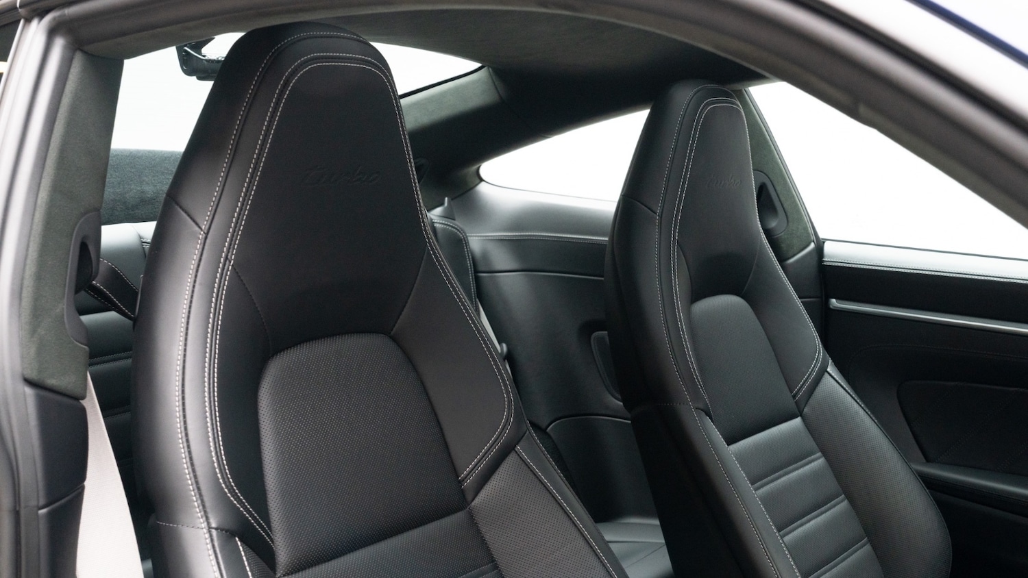 Used Porsche 911 2022 for sale - 76684170: Photo 3