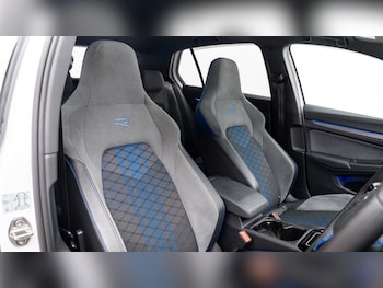 Used Volkswagen Golf 2025 for sale - 77556809: Photo