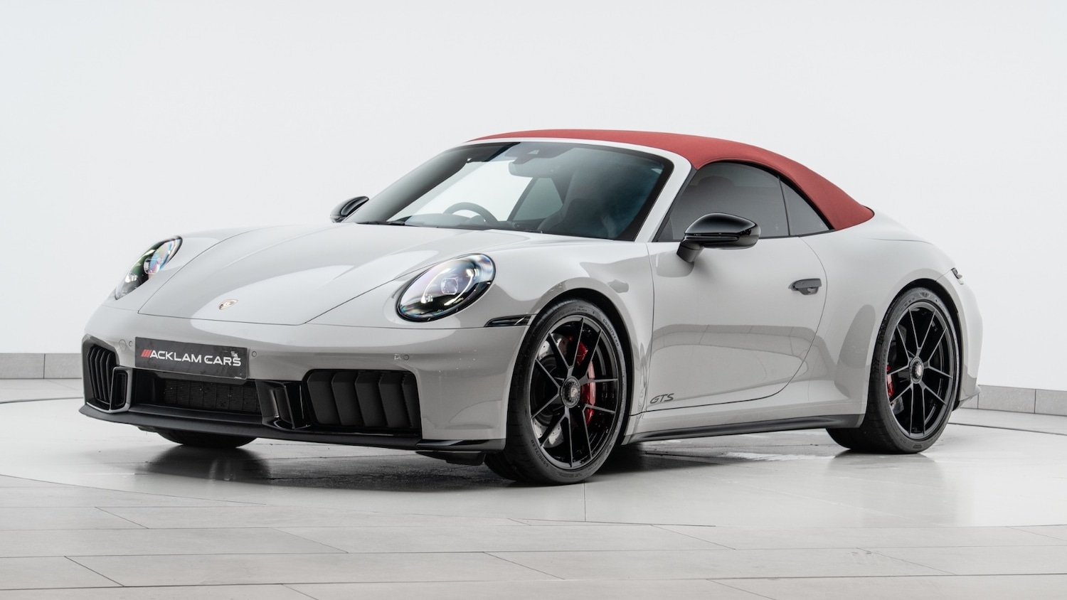 Used Porsche 911 2025 for sale - 77665044: Photo 2