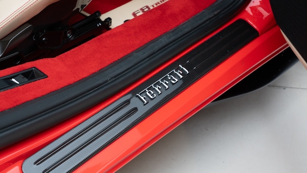 Used Ferrari F8 Spider 2021 for sale - 76276633: Photo 28