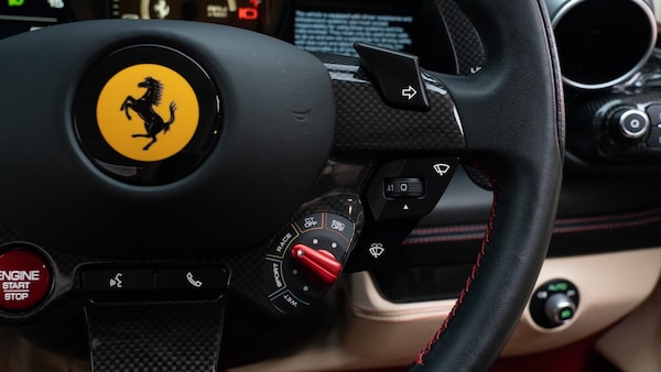 Used Ferrari F8 Spider 2021 for sale - 76276633: Photo 32