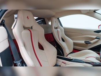 Used Ferrari F8 Spider 2021 for sale - 76276633: Photo