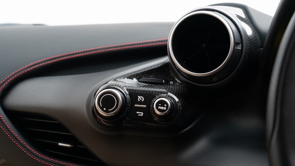 Used Ferrari F8 Spider 2021 for sale - 76276633: Photo 41