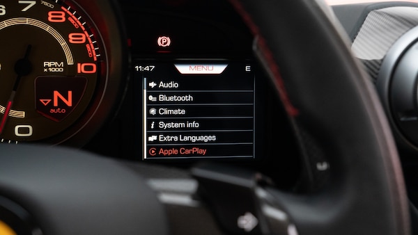 Used Ferrari F8 Spider 2021 for sale - 76276633: Photo 45