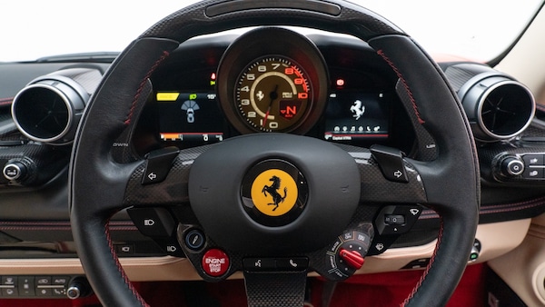 Used Ferrari F8 Spider 2021 for sale - 76276633: Photo 46