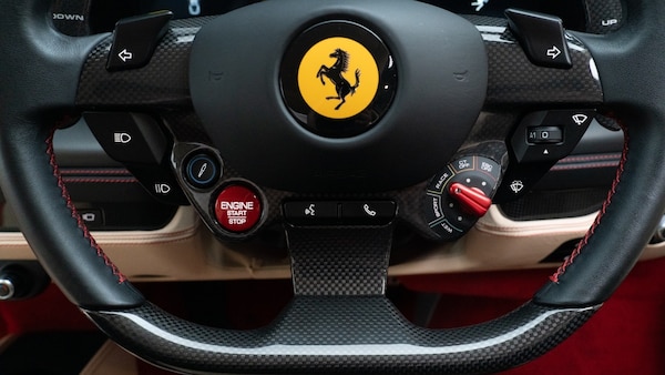 Used Ferrari F8 Spider 2021 for sale - 76276633: Photo 47