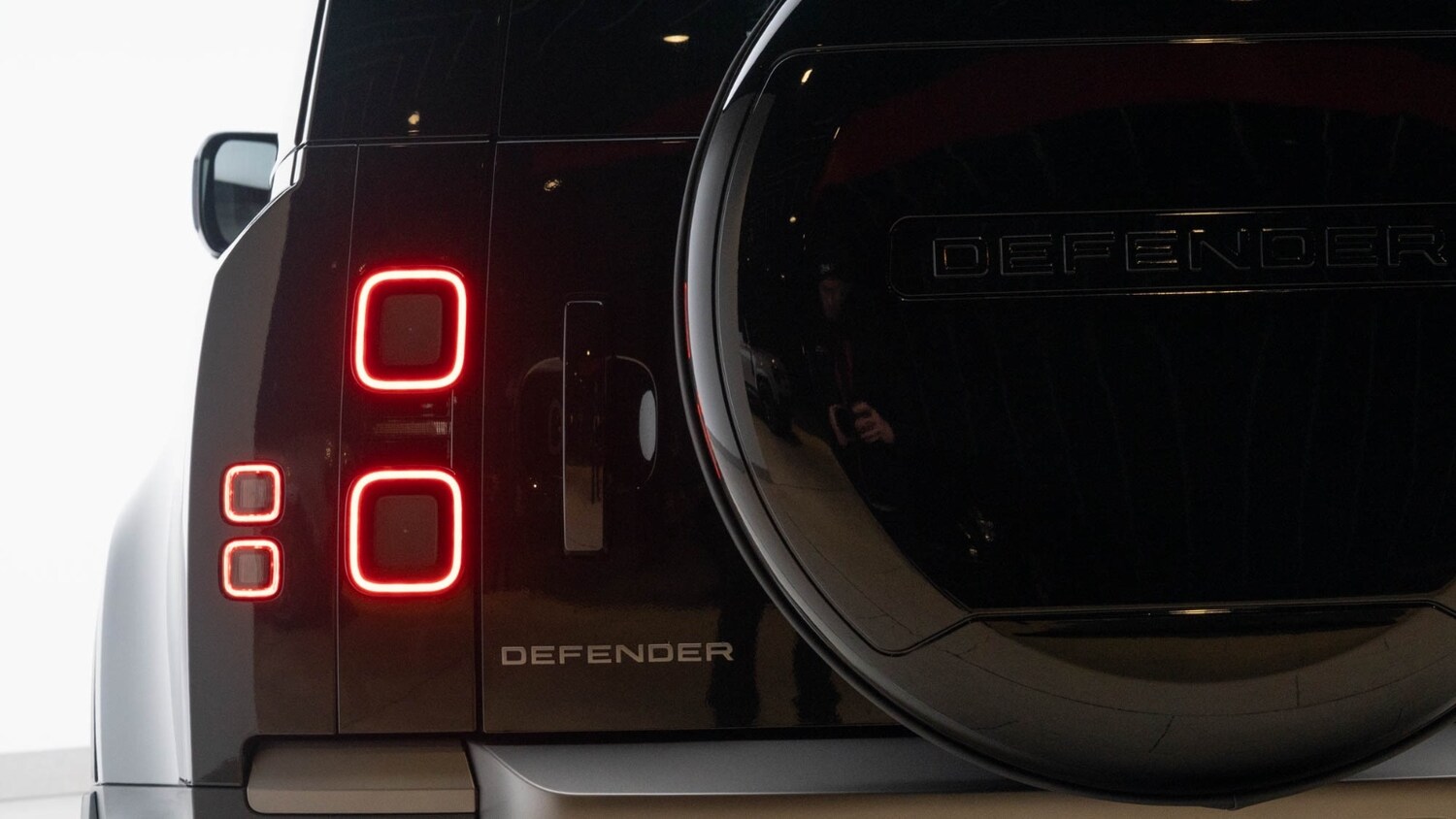 Used Land Rover Defender 2025 for sale - 77848001: Photo 12