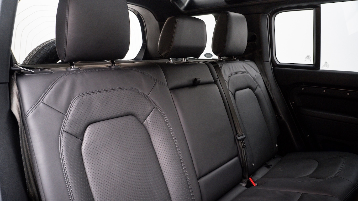 Used Land Rover Defender 2025 for sale - 77406275: Photo 14