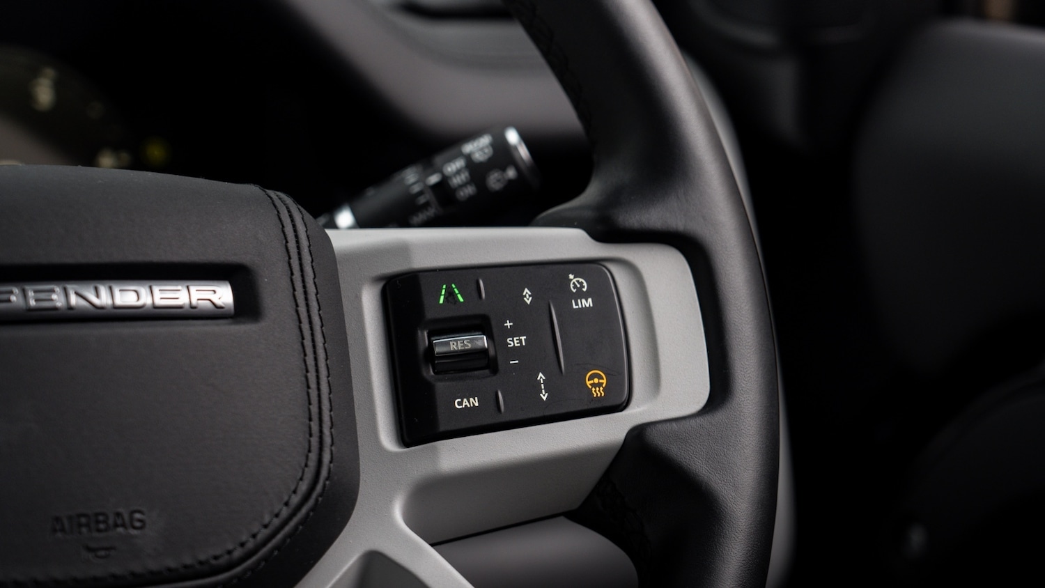 Used Land Rover Defender 2025 for sale - 77406275: Photo 18