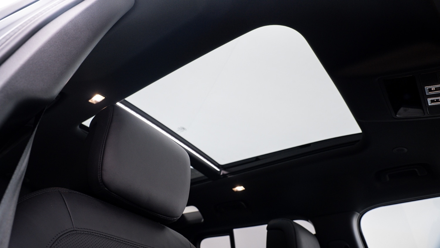 Used Land Rover Defender 2025 for sale - 77406275: Photo 29