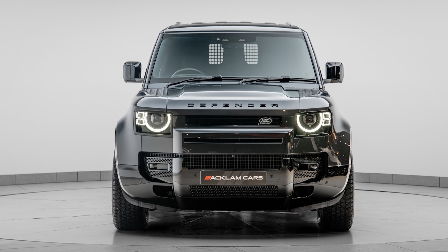 Used Land Rover Defender 2025 for sale - 76842118: Photo 15