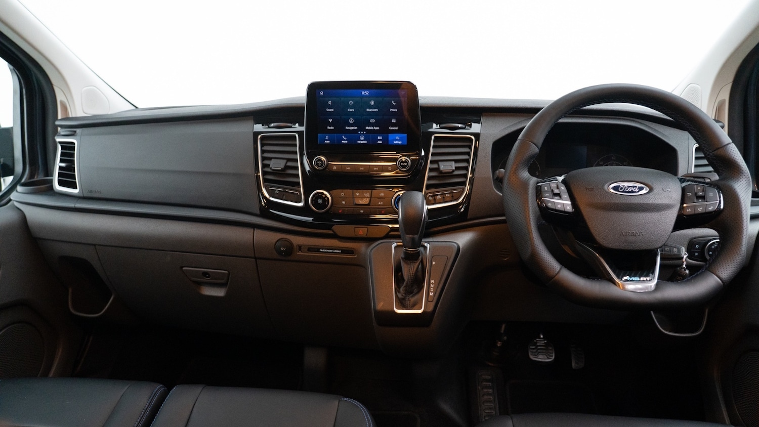 Used Ford Transit Custom 2023 for sale - 76452238: Photo 2