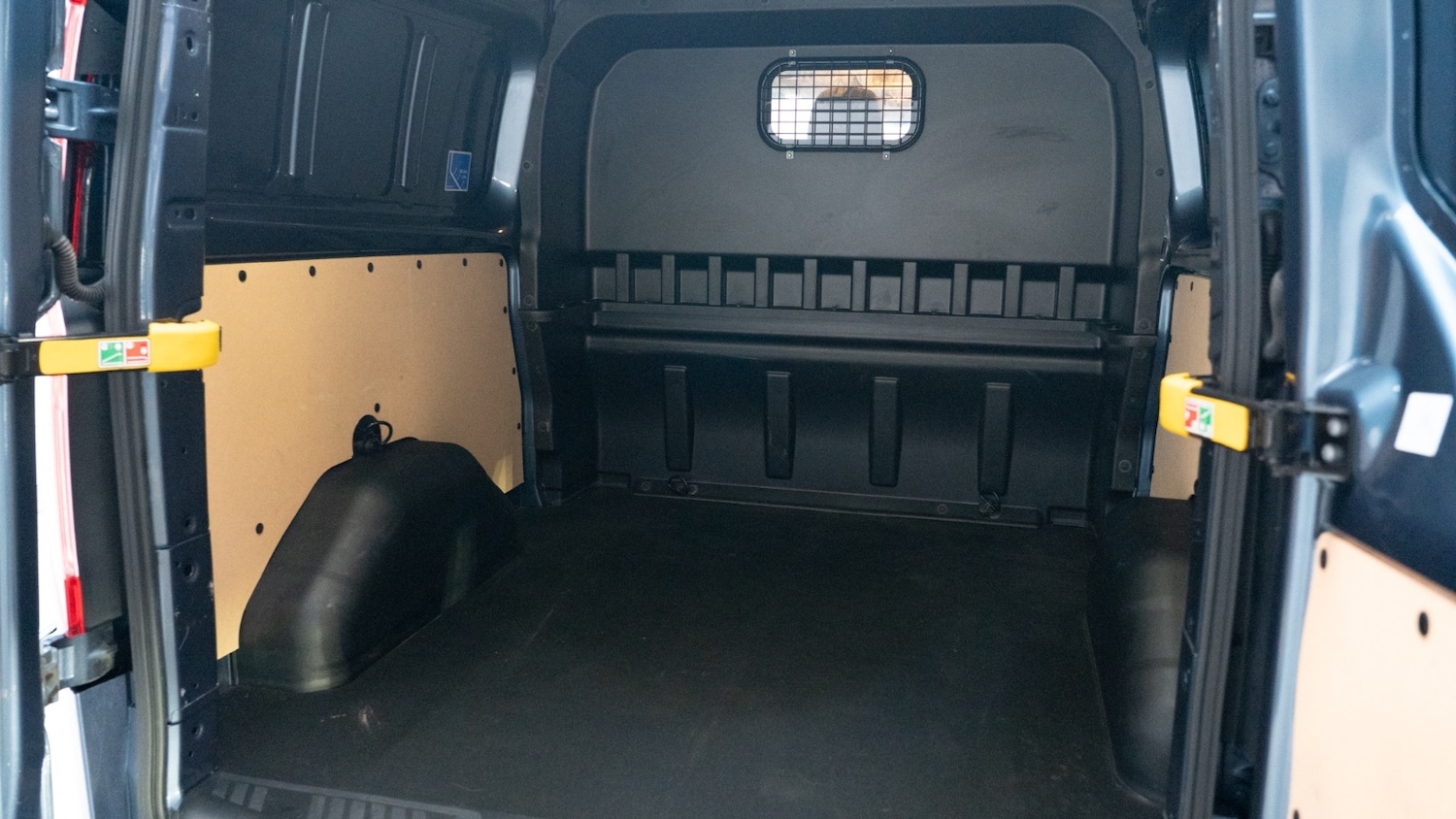 Used Ford Transit Custom 2023 for sale - 76452238: Photo 7