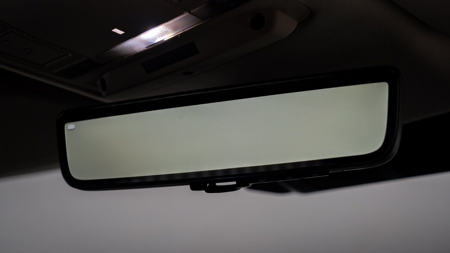 Used Land Rover Defender 2023 for sale - 77988430: Photo 11