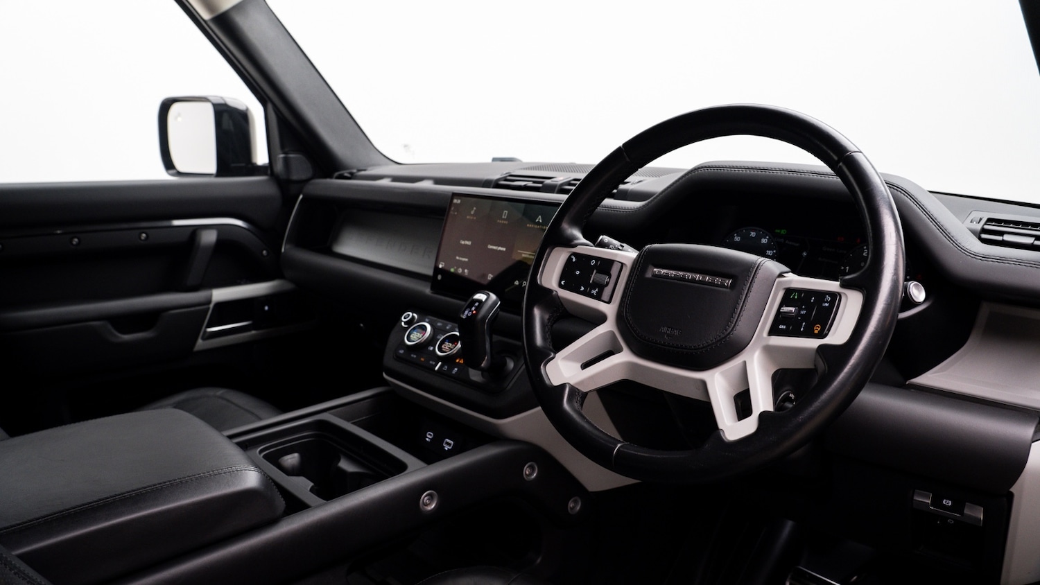 Used Land Rover Defender 2023 for sale - 77988430: Photo 2