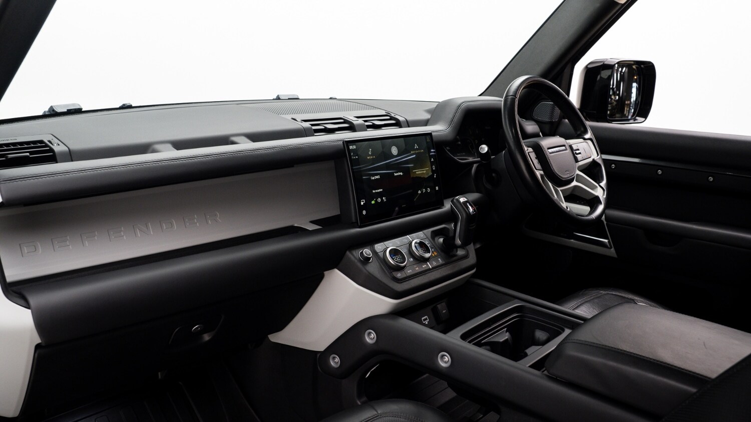 Used Land Rover Defender 2023 for sale - 77988430: Photo 26