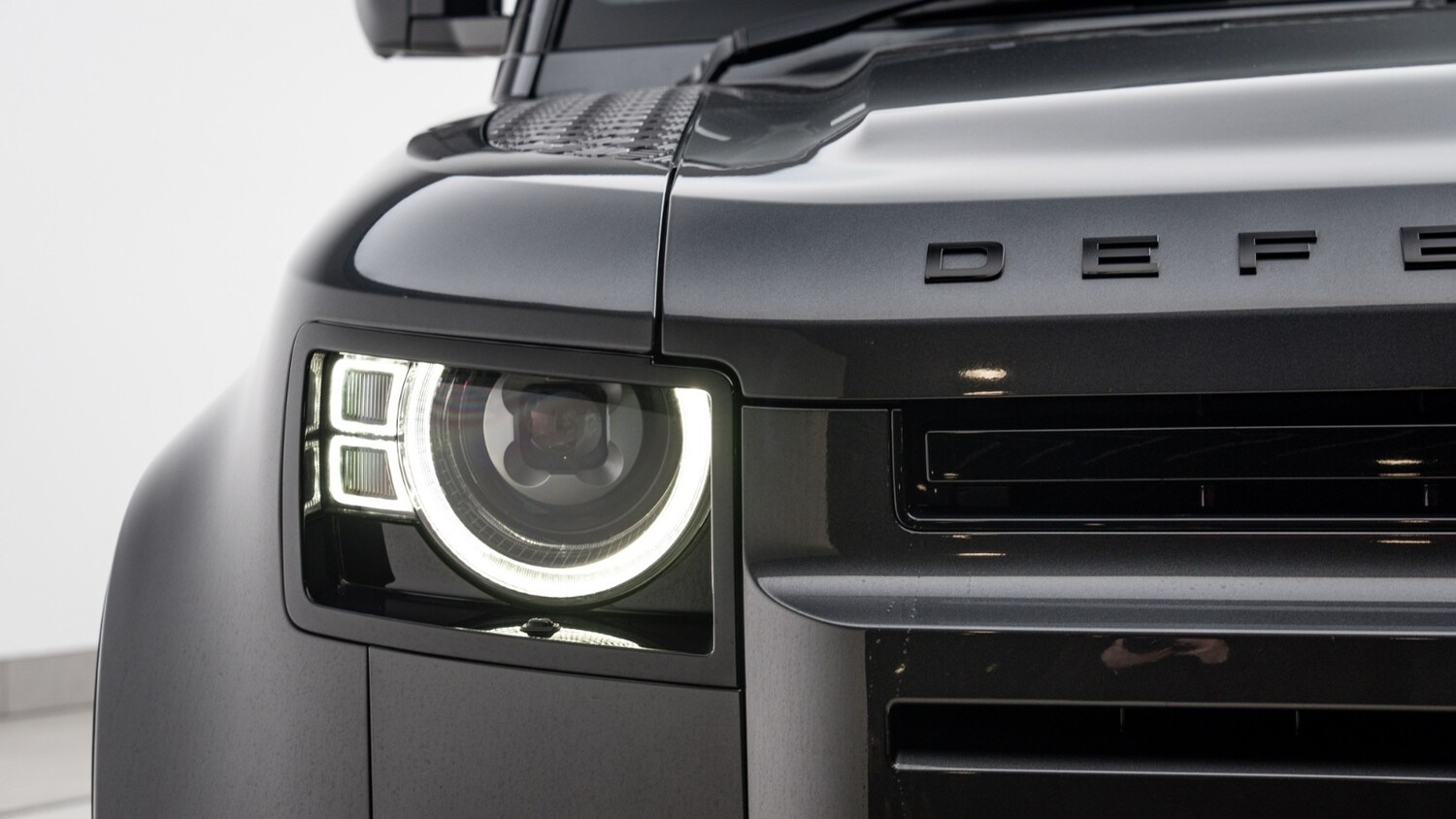 Used Land Rover Defender 2023 for sale - 77988430: Photo 28