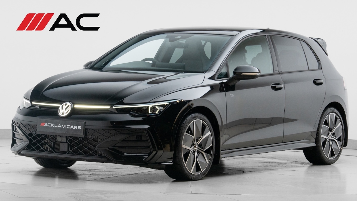 Used Volkswagen Golf 2025 for sale - 76615075: Photo 1