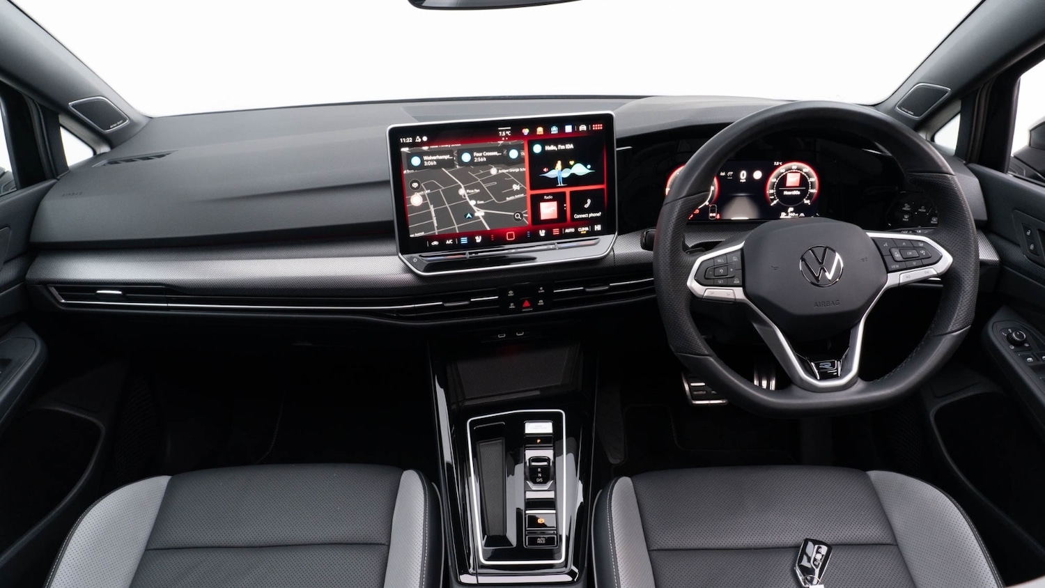 Used Volkswagen Golf 2025 for sale - 76615075: Photo 2