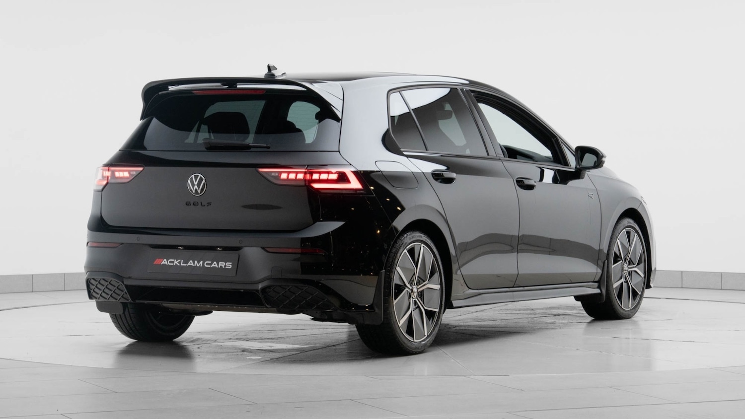 Used Volkswagen Golf 2025 for sale - 76615075: Photo 6