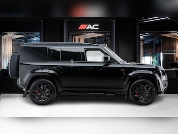 Used Land Rover Defender 2026 for sale - 79526793: Photo