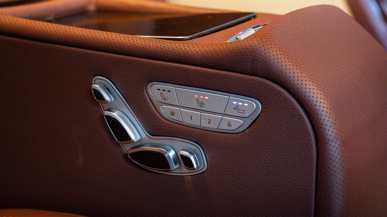 Used Mercedes-Benz V-Class 2023 for sale - 77366899: Photo 8