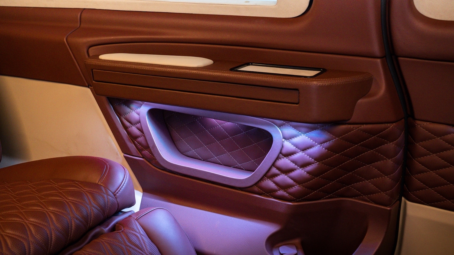 Used Mercedes-Benz V-Class 2023 for sale - 77366899: Photo 9