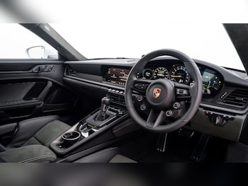 Used Porsche 911 2025 for sale - 77717863: Photo