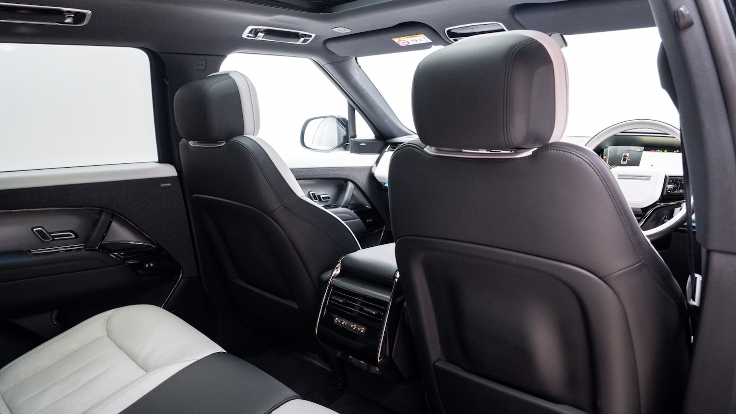 Used Land Rover Range Rover Sport 2023 for sale - 78108530: Photo 9