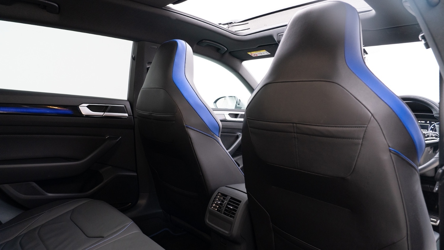 Used Volkswagen Arteon 2023 for sale - 77618965: Photo 11