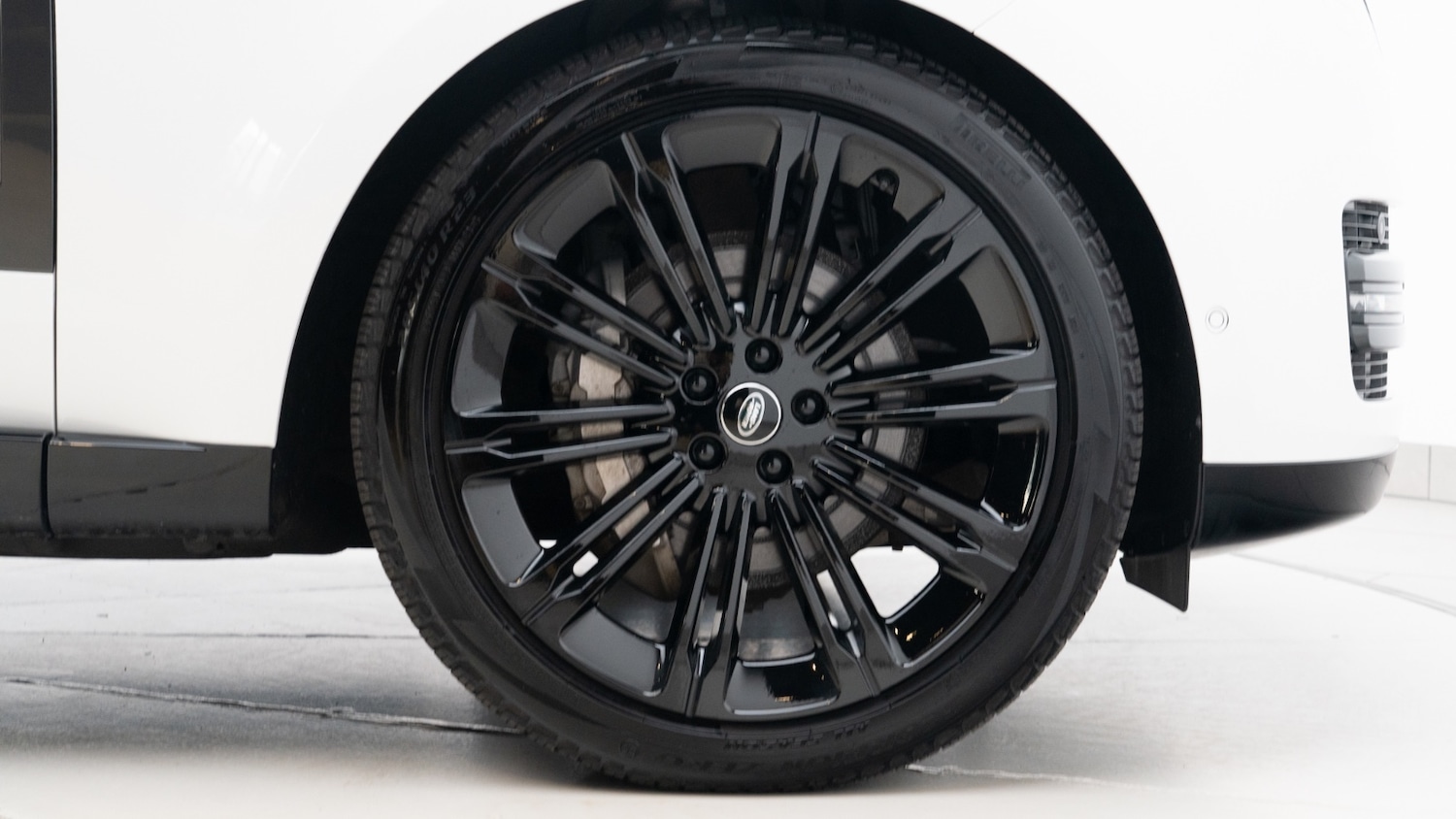 Used Land Rover Range Rover 2024 for sale - 76434774: Photo 28