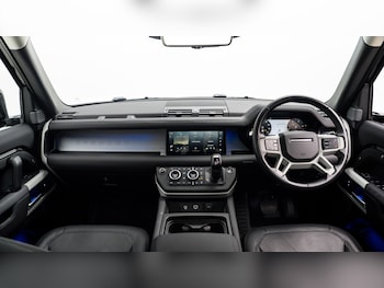 Used Land Rover Defender 2024 for sale - 78643638: Photo