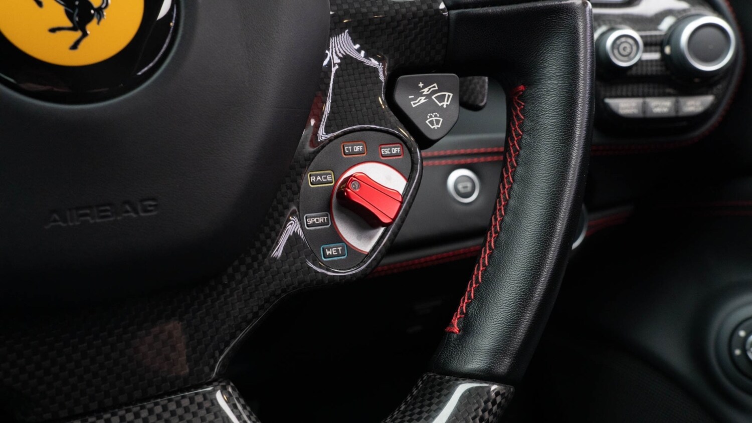 Used Ferrari 488 2018 for sale - 76161371: Photo 28