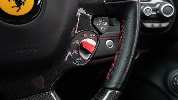 Used Ferrari 488 2018 for sale - 76161371: Photo 28