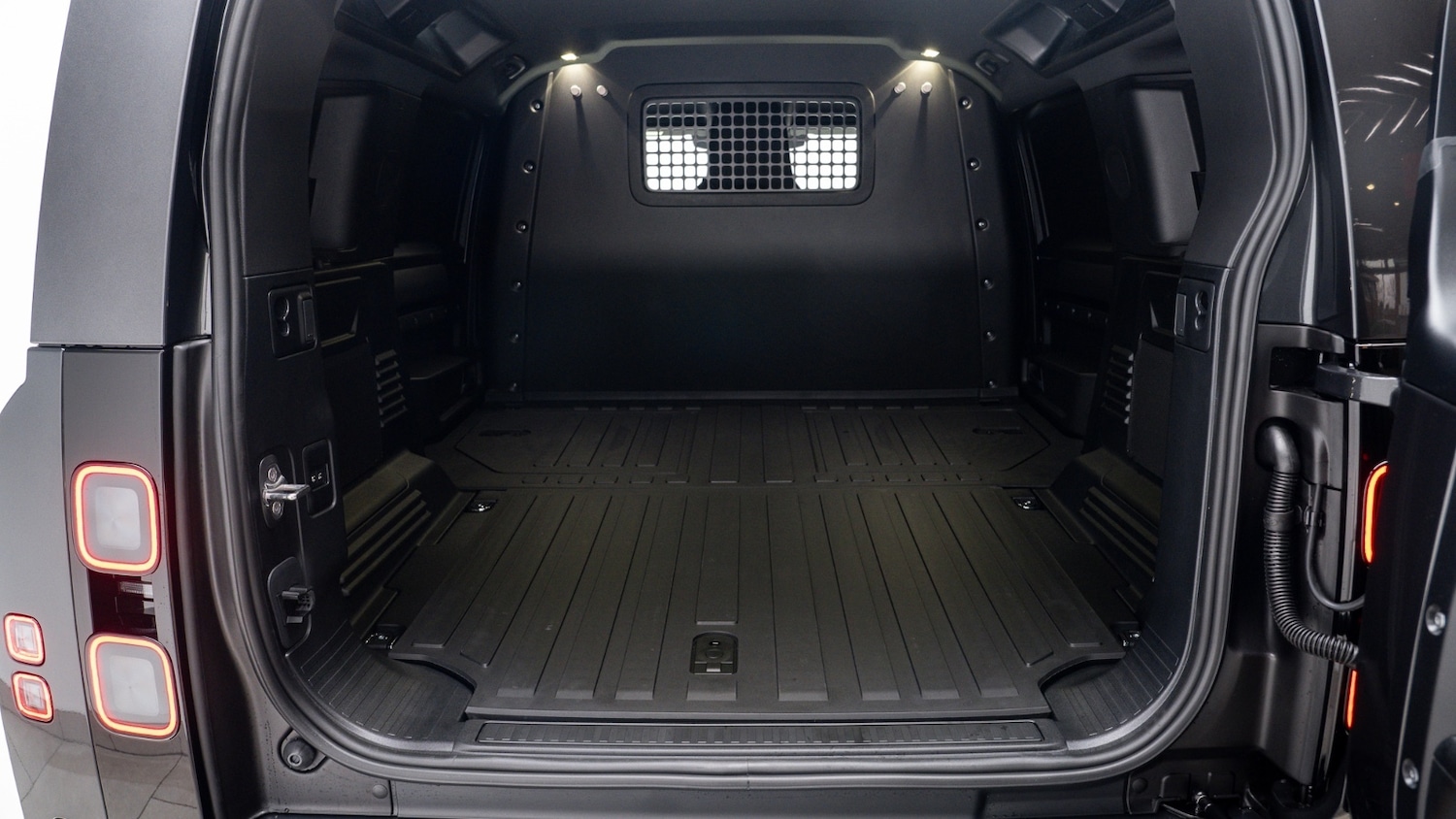 Used Audi Q5 2025 for sale - 77312295: Photo 2