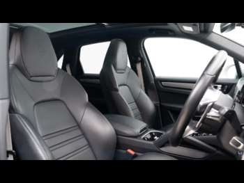 Used Porsche Cayenne 2022 for sale - 75254410: Photo