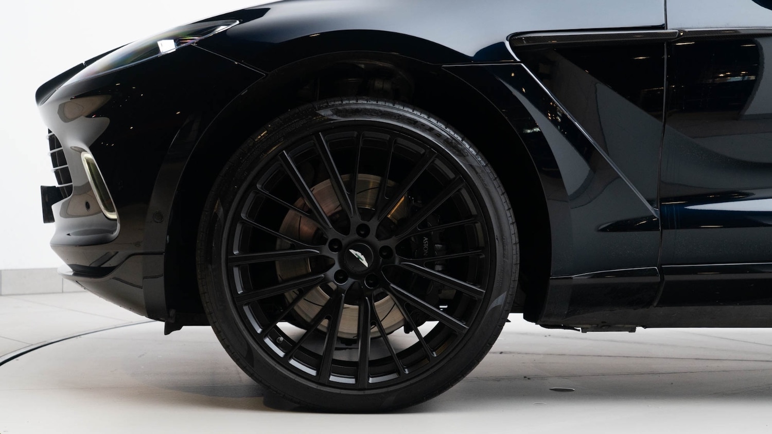 Used Aston Martin DBX 2021 for sale - 77786194: Photo 11