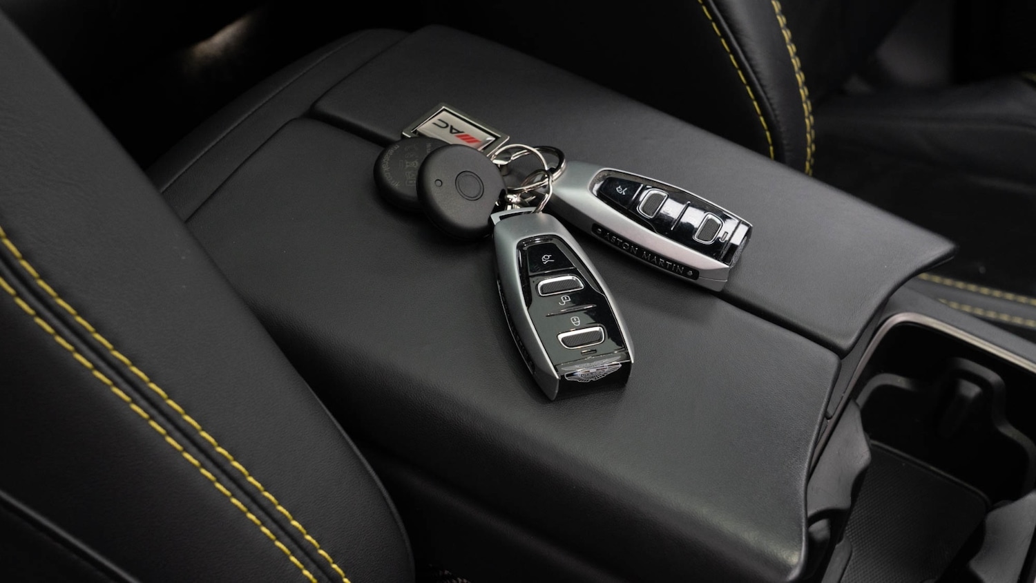 Used Aston Martin DBX 2021 for sale - 77786194: Photo 34