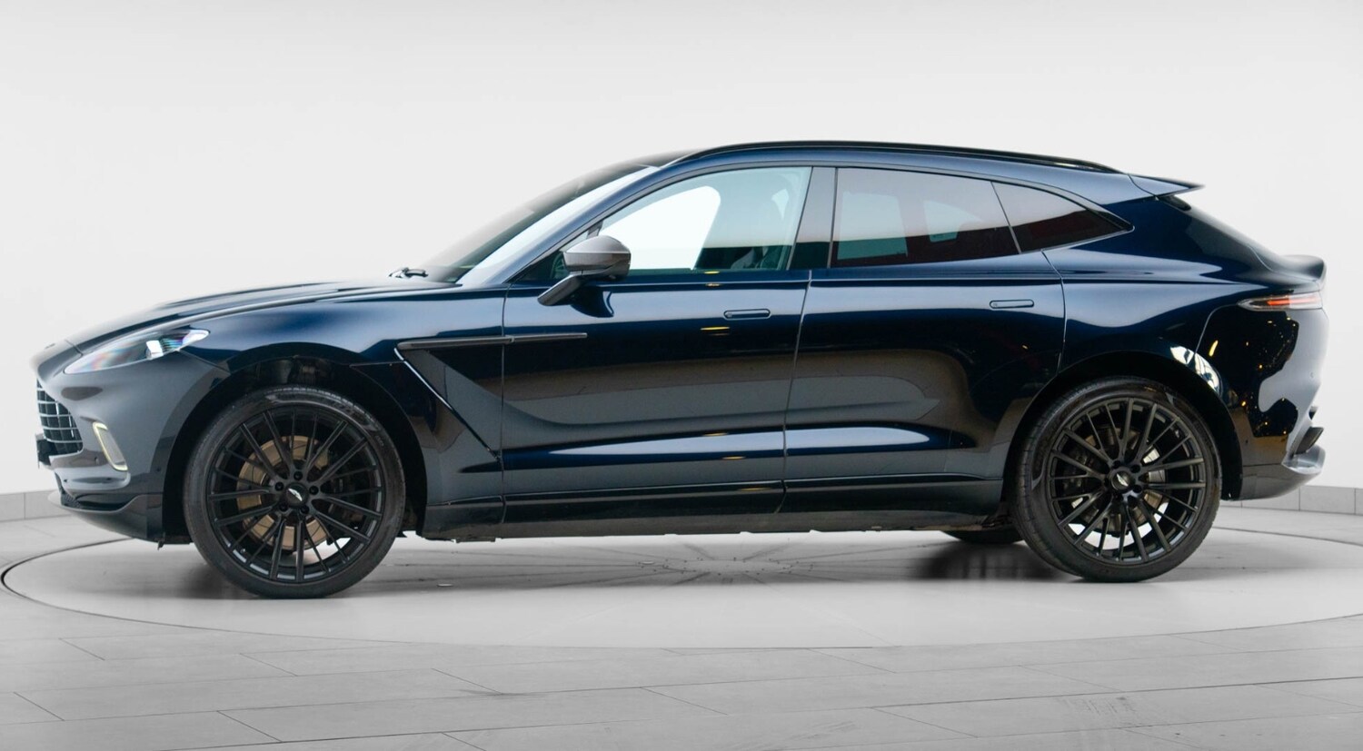Used Aston Martin DBX 2021 for sale - 77786194: Photo 4