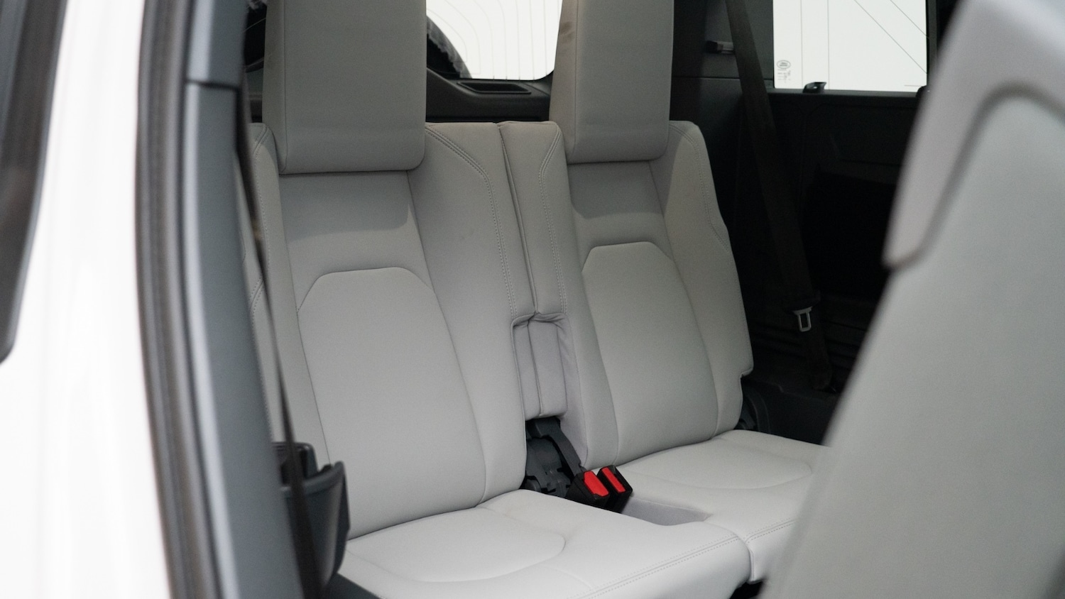 Used Land Rover Defender 2025 for sale - 76434885: Photo 11