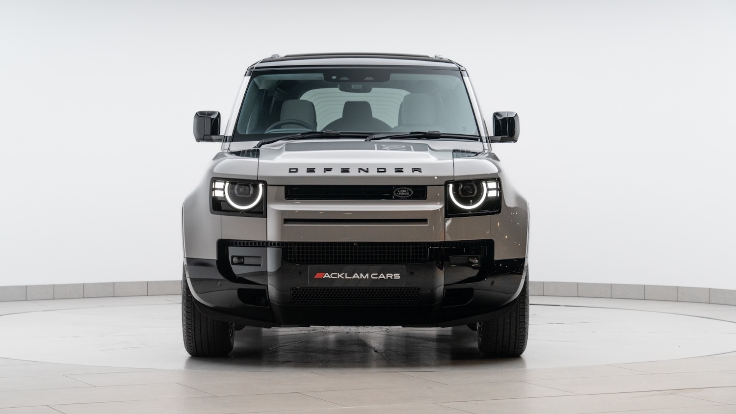 Used Land Rover Defender 2025 for sale - 76434885: Photo 4